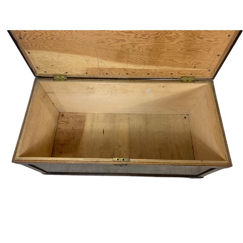 1123 - Early 20th century oak storage box,  105cm x 51cm x 50cm