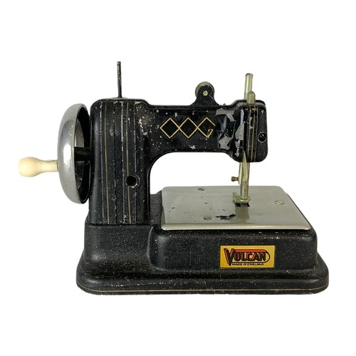 3 - 1950’s vintage miniature Vulcan sewing machine in box. Vulcan toy sewing machines. Including box 25x... 