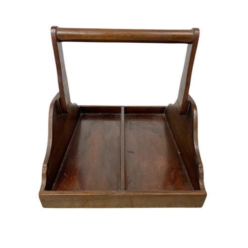 107 - Georgian style mahogany tray. 30/35/29cm