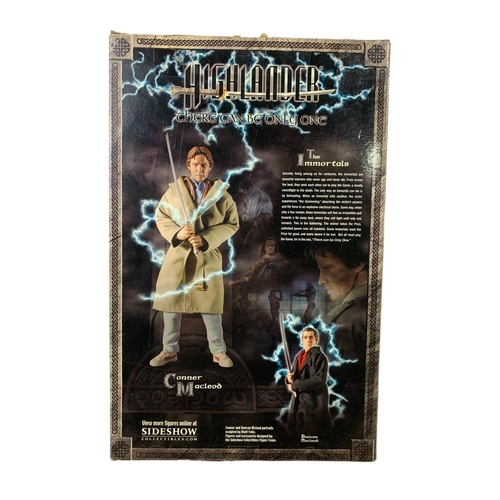 117 - Highlander 12 inch collectible figure “Conner Macleod Sideshow Collectibles. Box measures 23x36cm