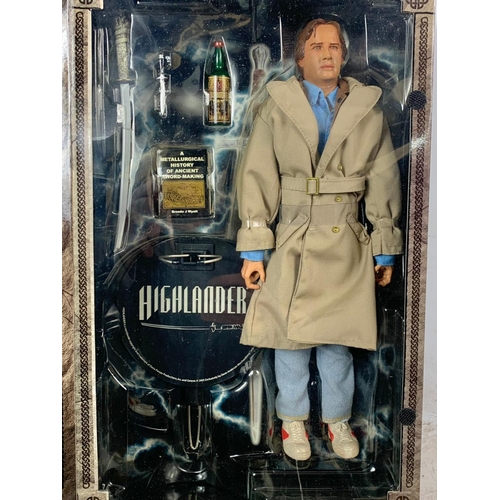 117 - Highlander 12 inch collectible figure “Conner Macleod Sideshow Collectibles. Box measures 23x36cm