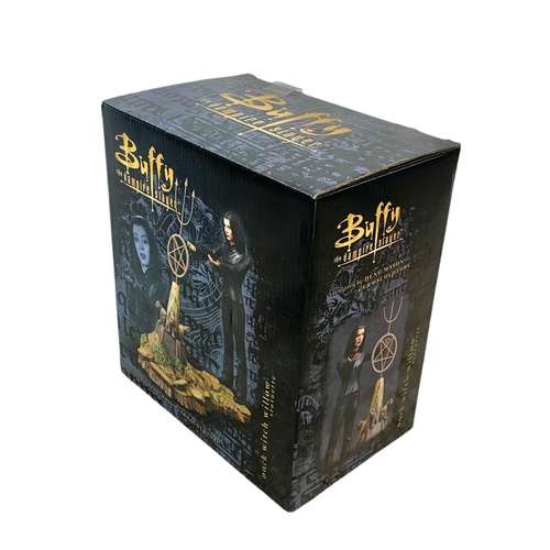 124 - Buffy The Vampire Slayer.  Dark Witch Willow Statuette in box. Sculpted by Dene Mason & Era Sculptur... 