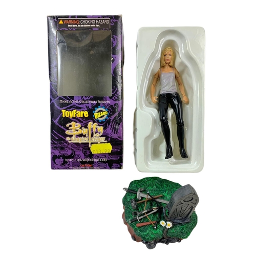 133 - 2 Buffy The Vampire Slayer action figures. ToyFare Entertainment Wizard Group and The Ikon Collectab... 