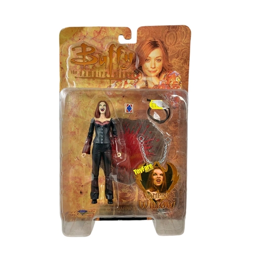 134 - 5 Diamond Select Buffy The Vampire Slayer action figures in boxes. “Dark Witch Willow, Vampire Willo... 