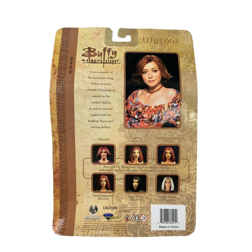 135 - 5 Diamond Select Buffy The Vampire Slayer action figures in boxes. “Dark Witch Willow, Vampire Willo... 