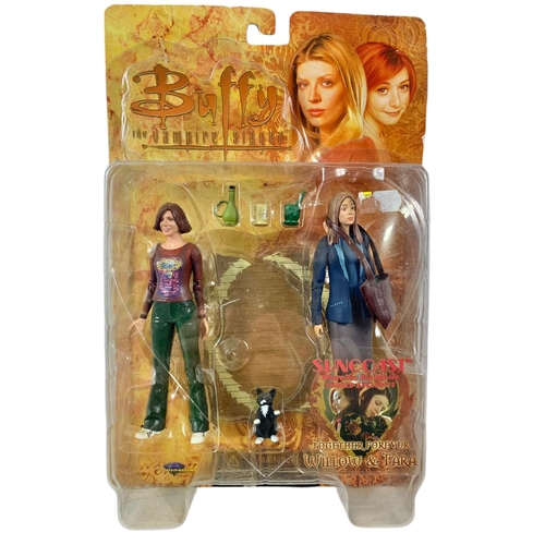 136 - Diamond Select Buffy The Vampire Slayer action figures in boxes. “Together Forever Willow & Tara, Th... 