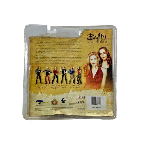 138 - Diamond Select Buffy The Vampire Slayer action figures in boxes. “Vampire Buffy, Primeval Buffy, Onc... 