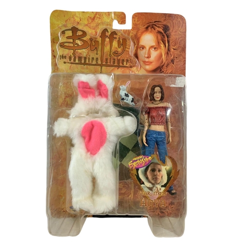 141 - Diamond Select Buffy The Vampire Slayer action figures in boxes. “Previews Exclusive Fear Itself Any... 