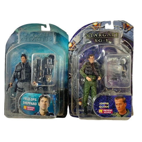 151 - Stargate SG.1 and Stargate Atlantis action figures in boxes. “Serpent Guard, Jonas Quinn x2, Field O... 