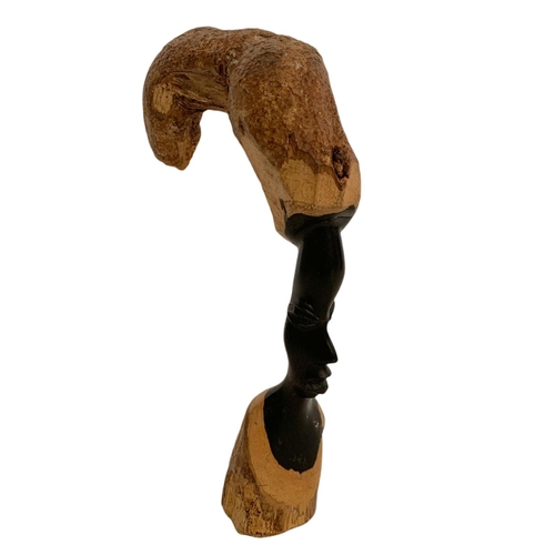 192 - African carving. 19cm