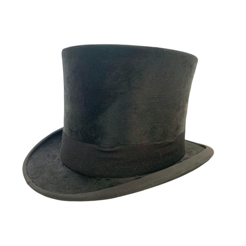 195 - Early 20th century J. Morgan Dublin hat box with silk bowler hat.