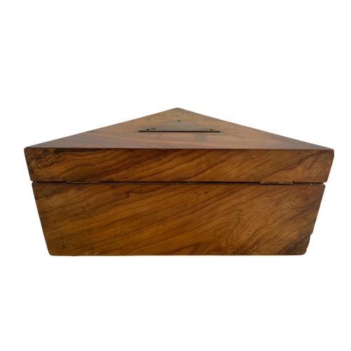 211 - Victorian walnut jewellery storage box. 34x21x16cm