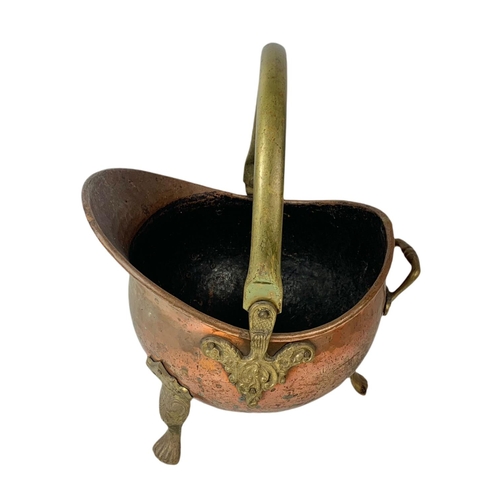 24 - Vintage copper and brass coal scuttle. 31/26/37cm