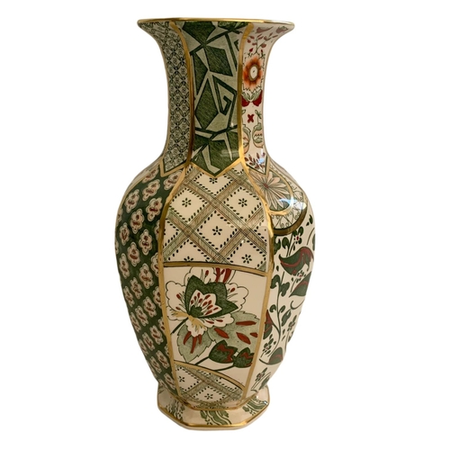 430 - 4 pieces of Masons Appliqué pottery. Jug 19cm, vase 26cm, clock 13.5x13cm, bowl 11.5cm