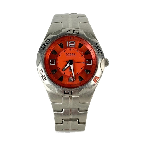 662 - Gents Fossil 100 metres watch.