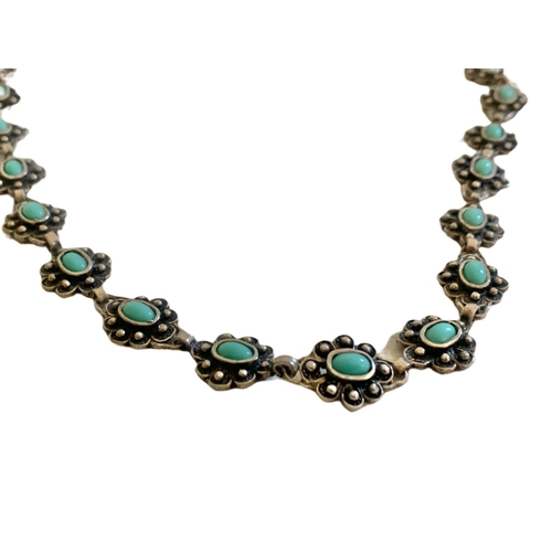 682 - Vintage silver and turquoise stone necklace