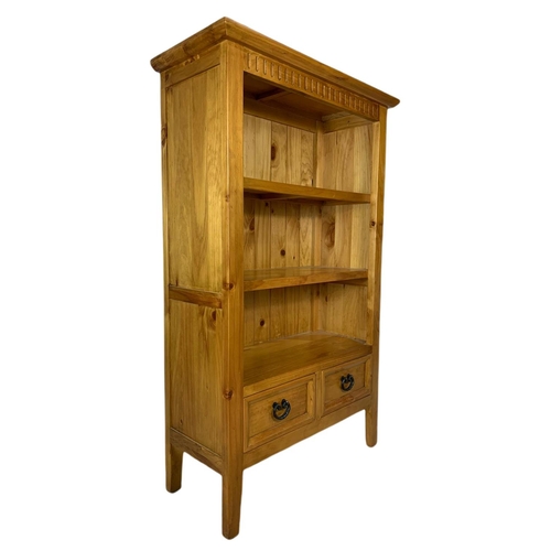 787 - Pine shelving unit with 2 drawers. 85/36.5/138cm