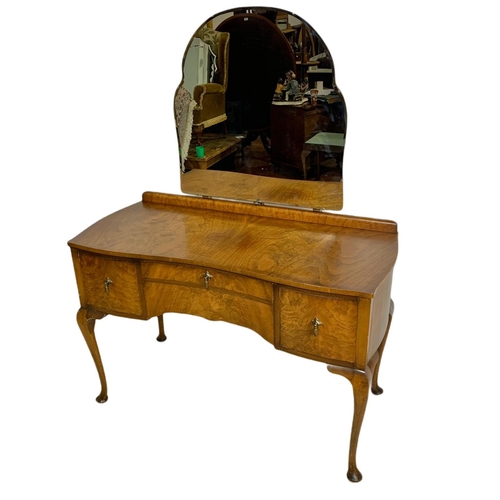 804 - Vintage walnut dressing table with stool. 118x55x157cm