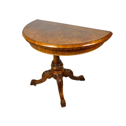 848 - Victorian burr walnut turnover card table. 92x47x74.5cm