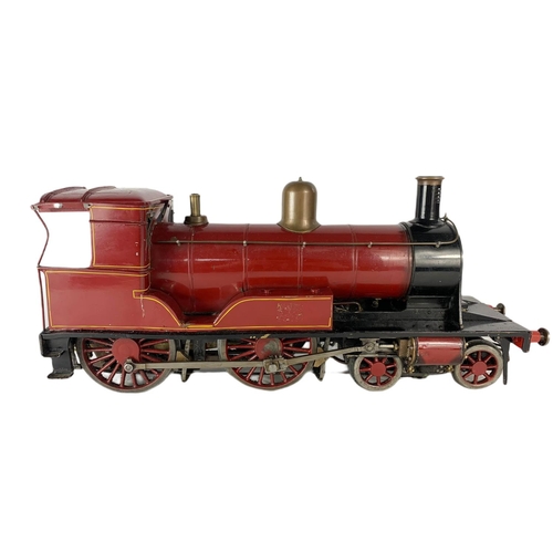 85 - Live Steam 3 1/2 inch Gauge 4-4-0 Locomotive And Tender train and carriage. Total length 103cm.