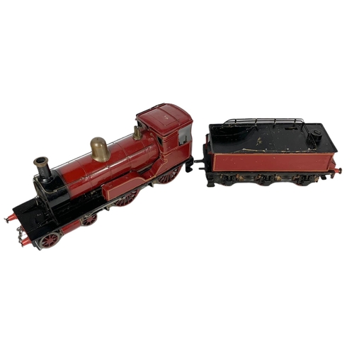 85 - Live Steam 3 1/2 inch Gauge 4-4-0 Locomotive And Tender train and carriage. Total length 103cm.