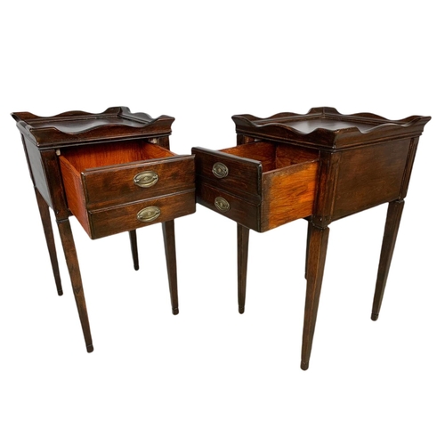 861 - Pair of bedsides with drawer. 37/42/69cm