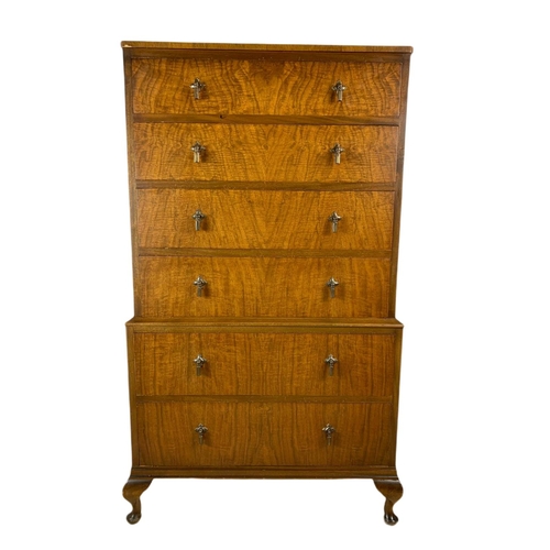 867 - Tall vintage walnut chest of drawers. 85x51x139.5cm