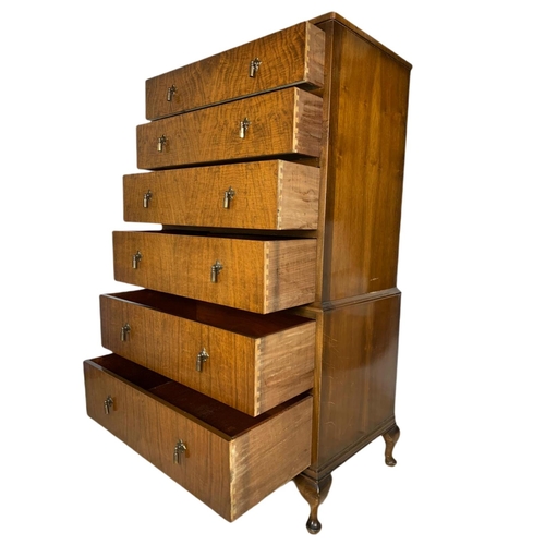 867 - Tall vintage walnut chest of drawers. 85x51x139.5cm