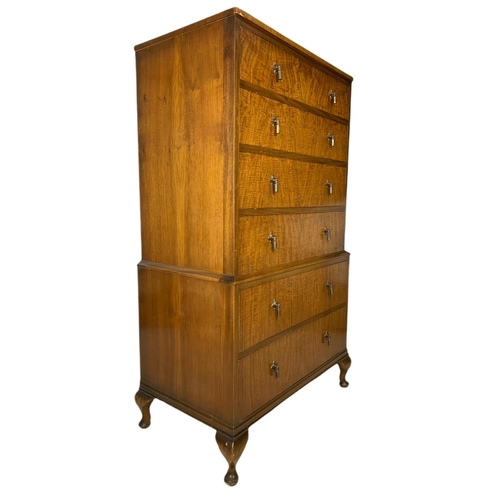 867 - Tall vintage walnut chest of drawers. 85x51x139.5cm