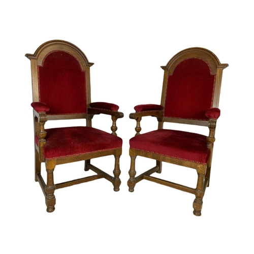 888 - Pair of large Edwardian oak armchairs. 66x54x121cm