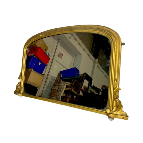 918 - Victorian gilt framed overmantle mirror. 113x66cm