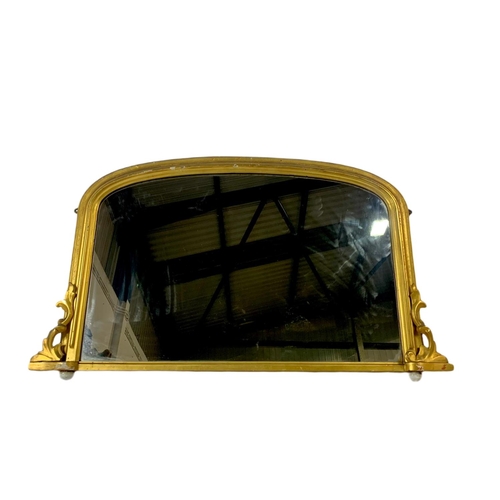 918 - Victorian gilt framed overmantle mirror. 113x66cm