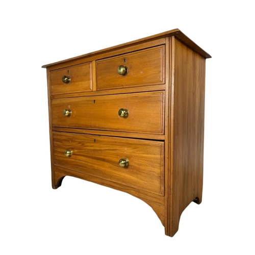 1005 - Edwardian satin walnut chest of drawers. 92x45x80.5cm