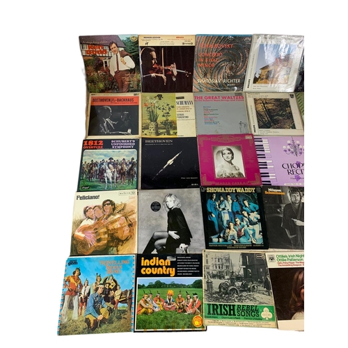 255 - Large quantity of vinyl/LP/records and singles