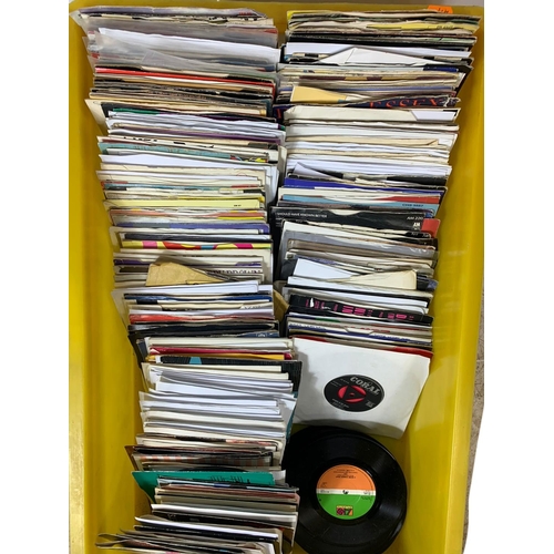 265 - Large quantity of 45’s/singles records.