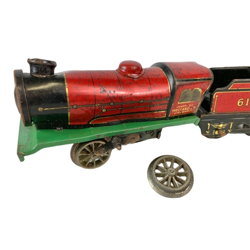 280 - Early 20th century Meccano tinplate wind up trains with tracks. Horney Series Hornby