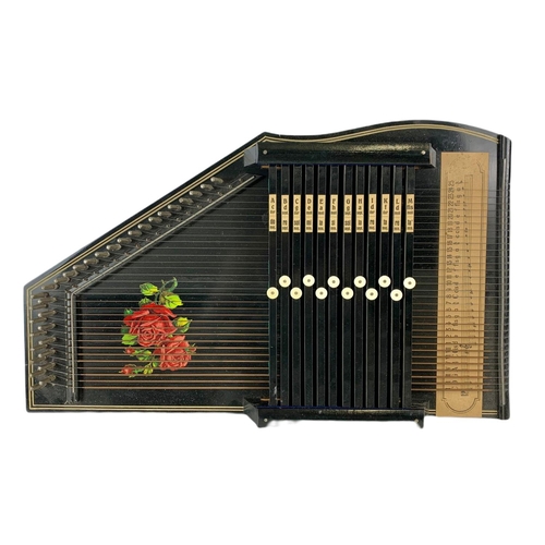 281 - Early 20th century autoharp. Made in Germany. 31x51cm