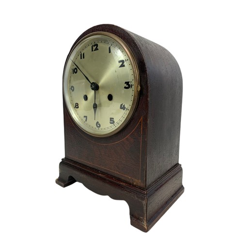 297 - Early 20th century inlaid mantle clock with key and pendulum. Circa 1920’s/30’s. 22/15/30cm