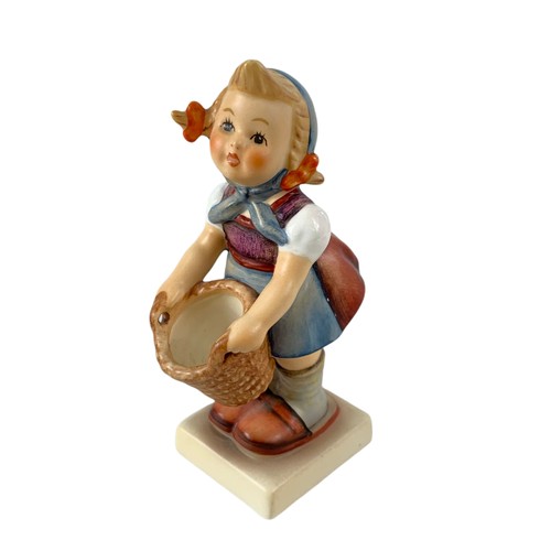 469 - Goebel pottery figurine. 10.5cm