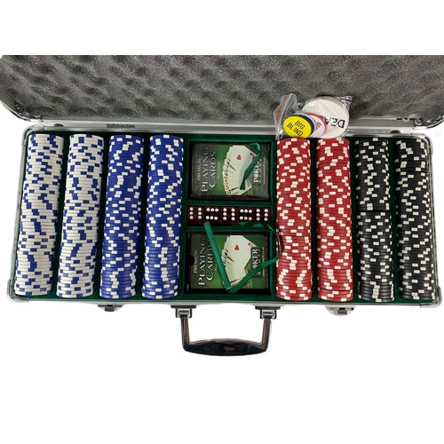 499 - Poker set in case. 47/20cm