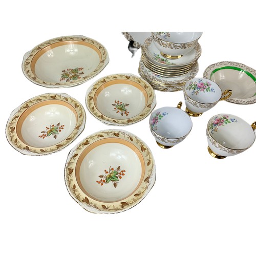 500 - 3 vintage part tea and dinner sets. Roslyn China, Royal Harvey and H&K Turnstall