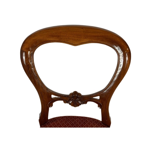 1008 - Set of 6 Victorian style mahogany balloon back chairs.