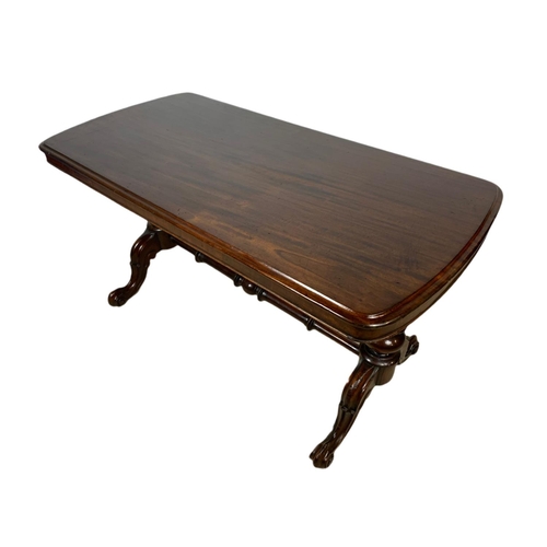 1065 - Victorian mahogany coffee table. 106x52.5x55cm