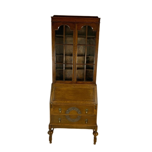 1066 - Vintage oak bureau bookcase. 83x45x205cm