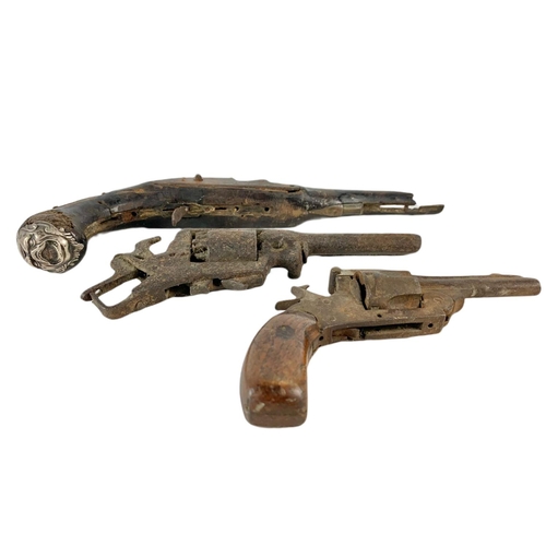 320 - 3 old pistols. Largest 32cm