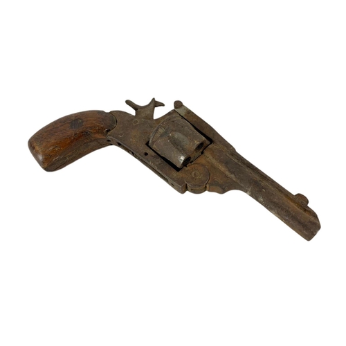 320 - 3 old pistols. Largest 32cm