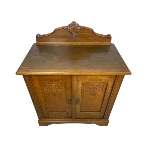 977 - Late 19th century continental gallery back side cabinet. Circa 1900. 90/52/109cm