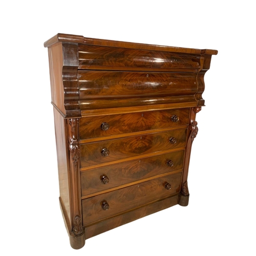 983 - Large Victorian mahogany chest of drawers with Ogee drawers 125x59x150cm