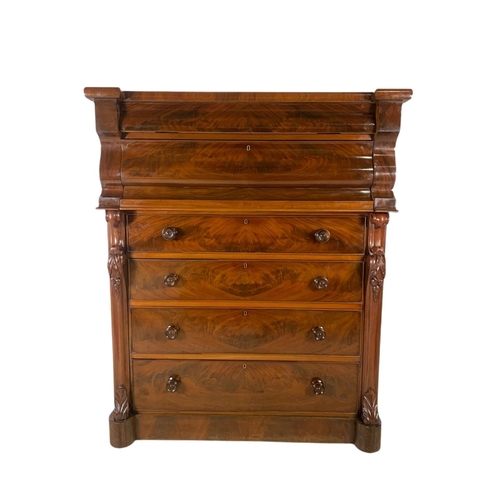 983 - Large Victorian mahogany chest of drawers with Ogee drawers 125x59x150cm