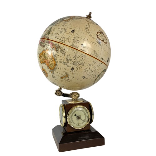 362 - Replogle globe. World Classic Series. Height 43cm. 9 inches diameter